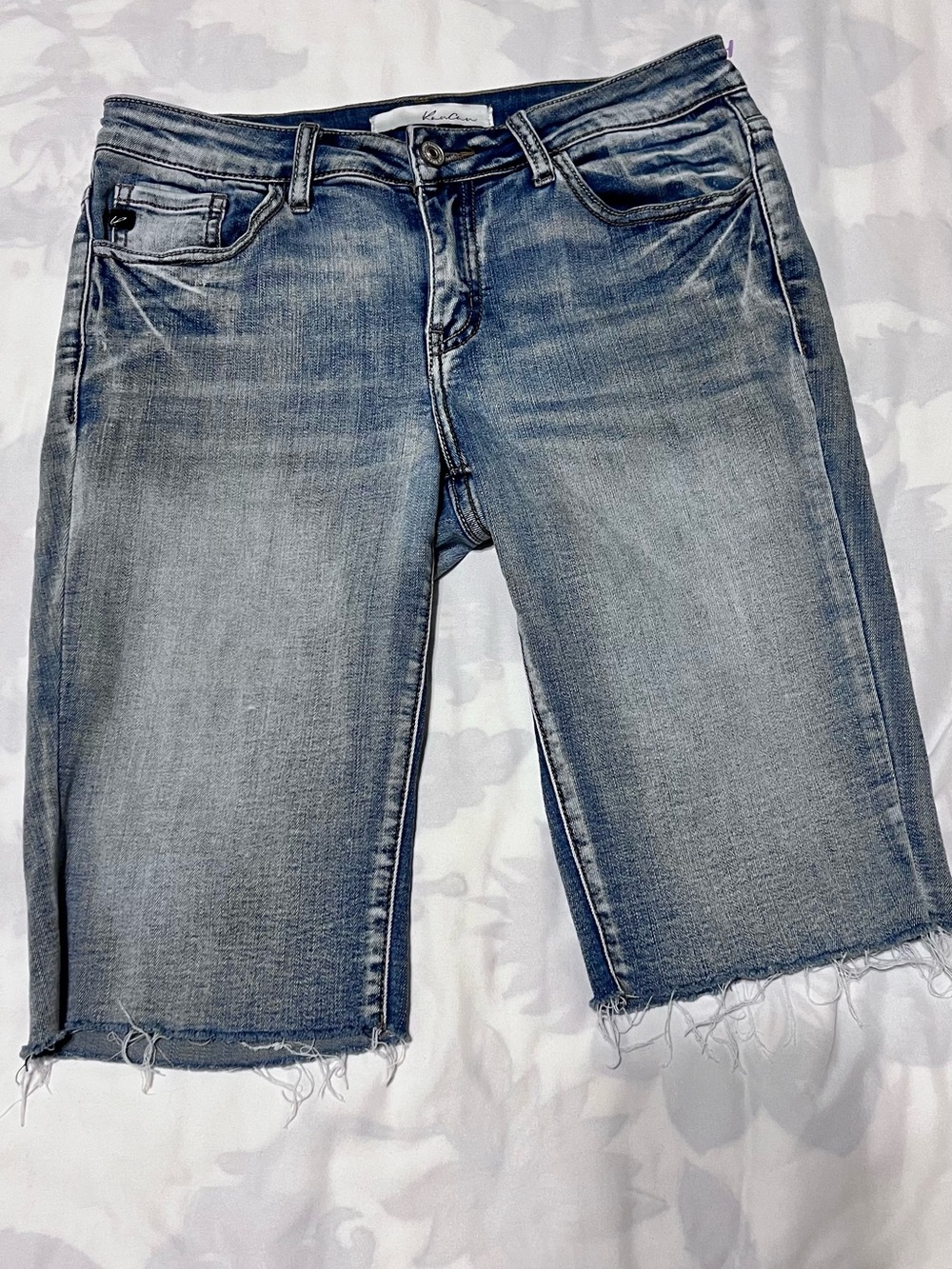 Kan can Faded Blue Denim Knee-Length Shorts